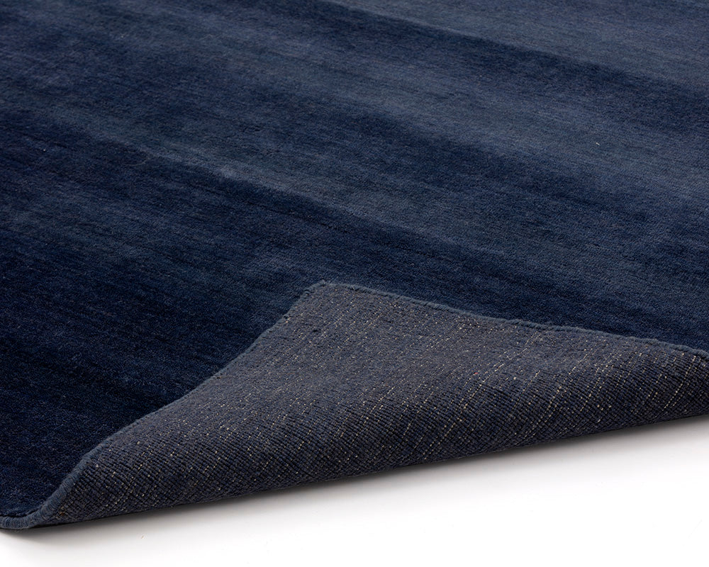 Alaska Hand-Loomed Rug - Navy - 5' X 8'