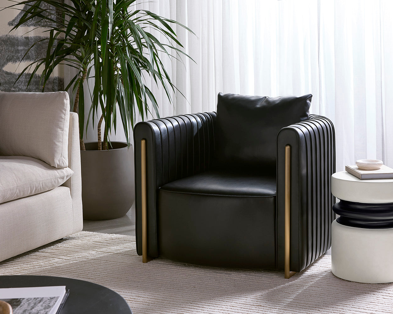 Alix Lounge Chair - Catina Black