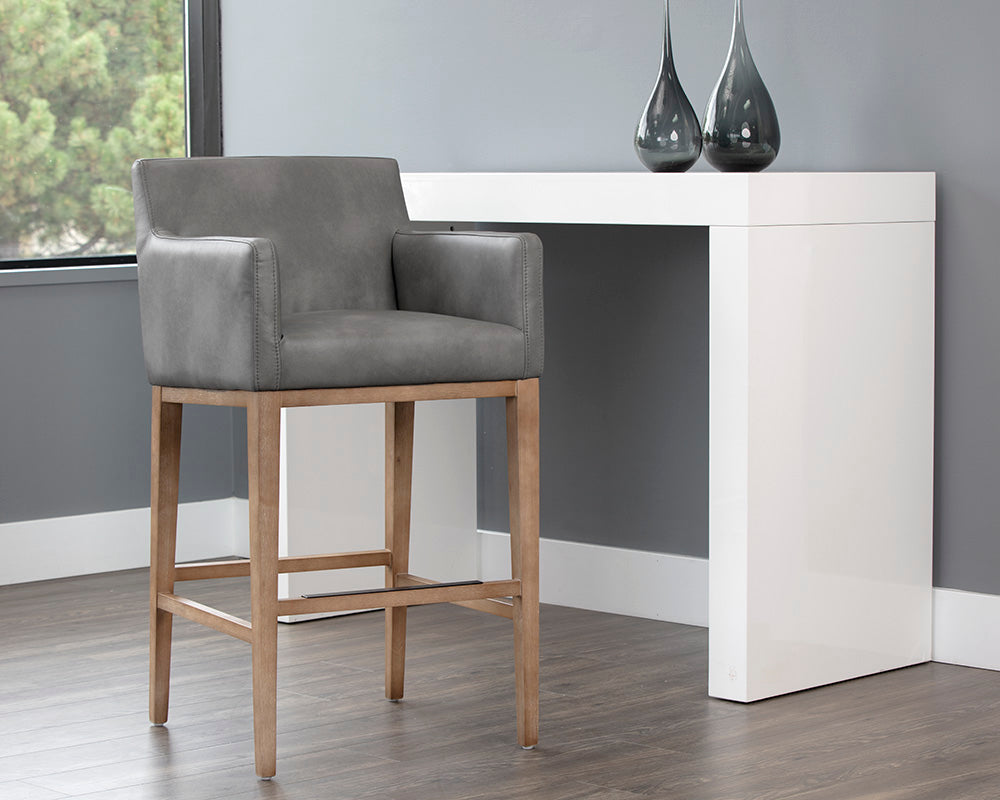 Lionel Barstool - Bravo Metal