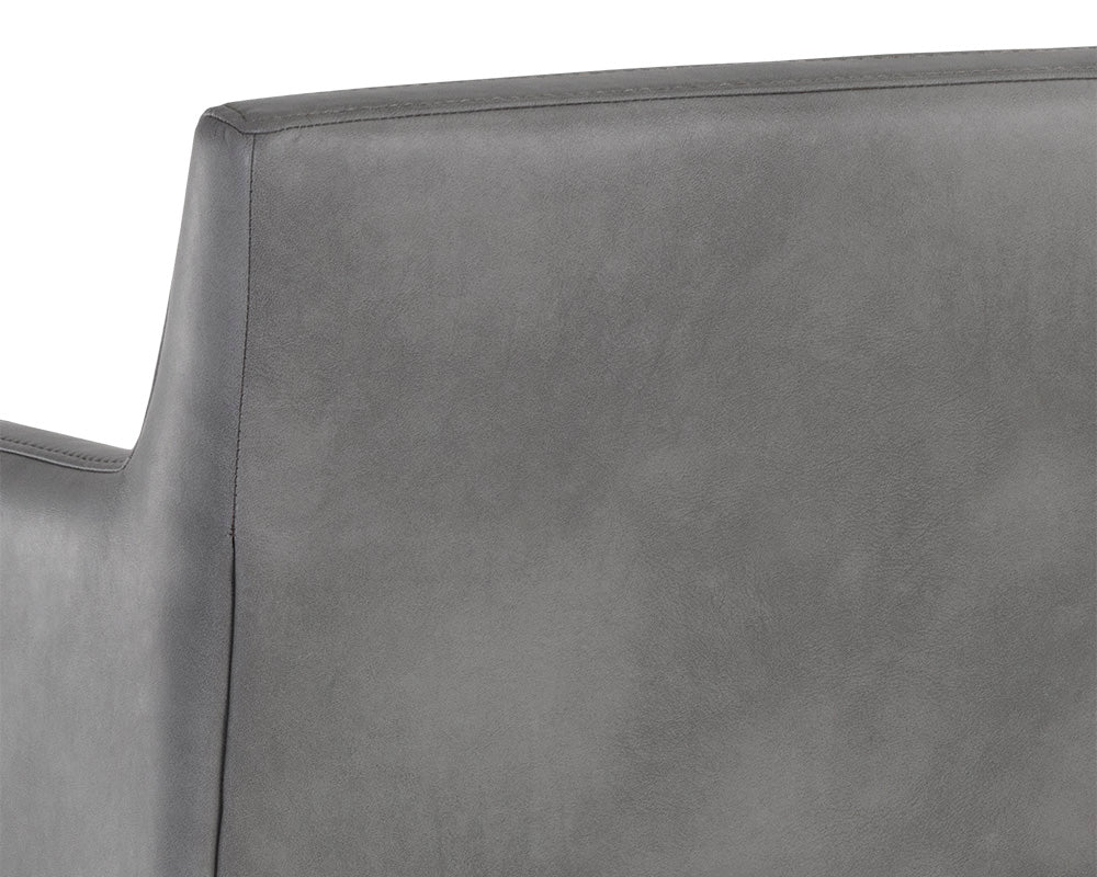 Lionel Barstool - Bravo Metal