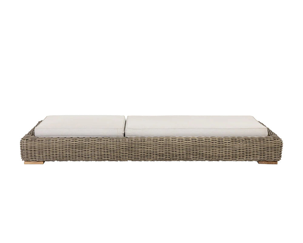 Potenza Lounger - Palazzo Cream (Patio/Outdoor)