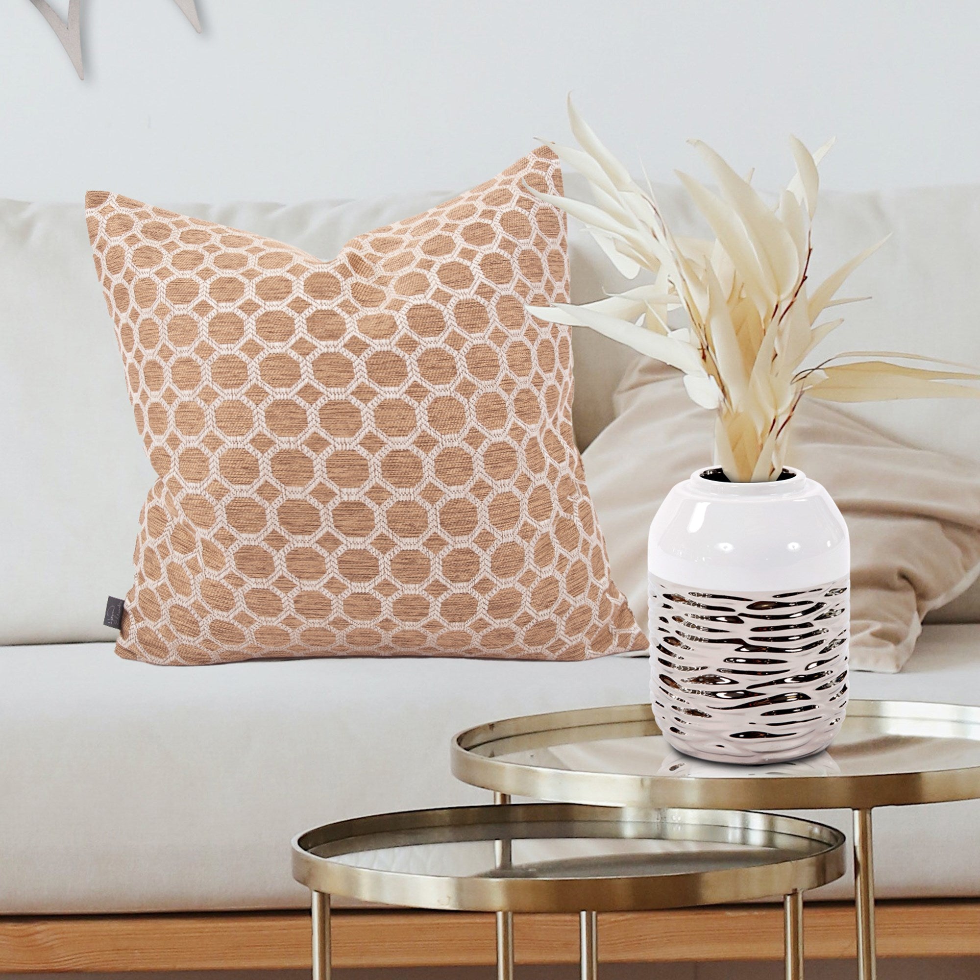 Pyth Gold Down Pillow- 20" x 20"