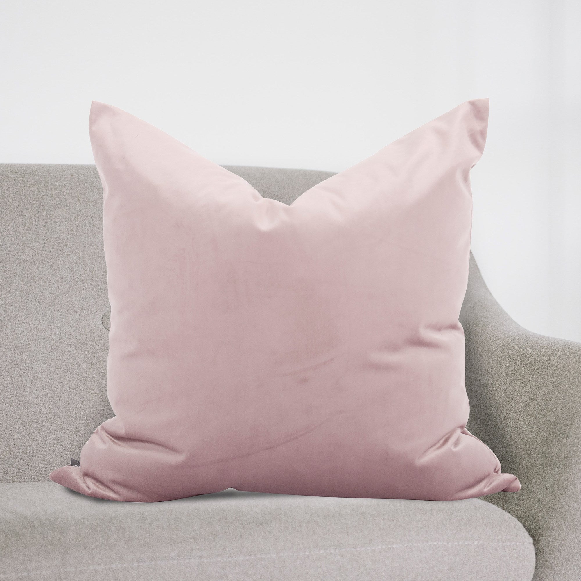 Bella Rose Poly Pillow- 24" x 24"