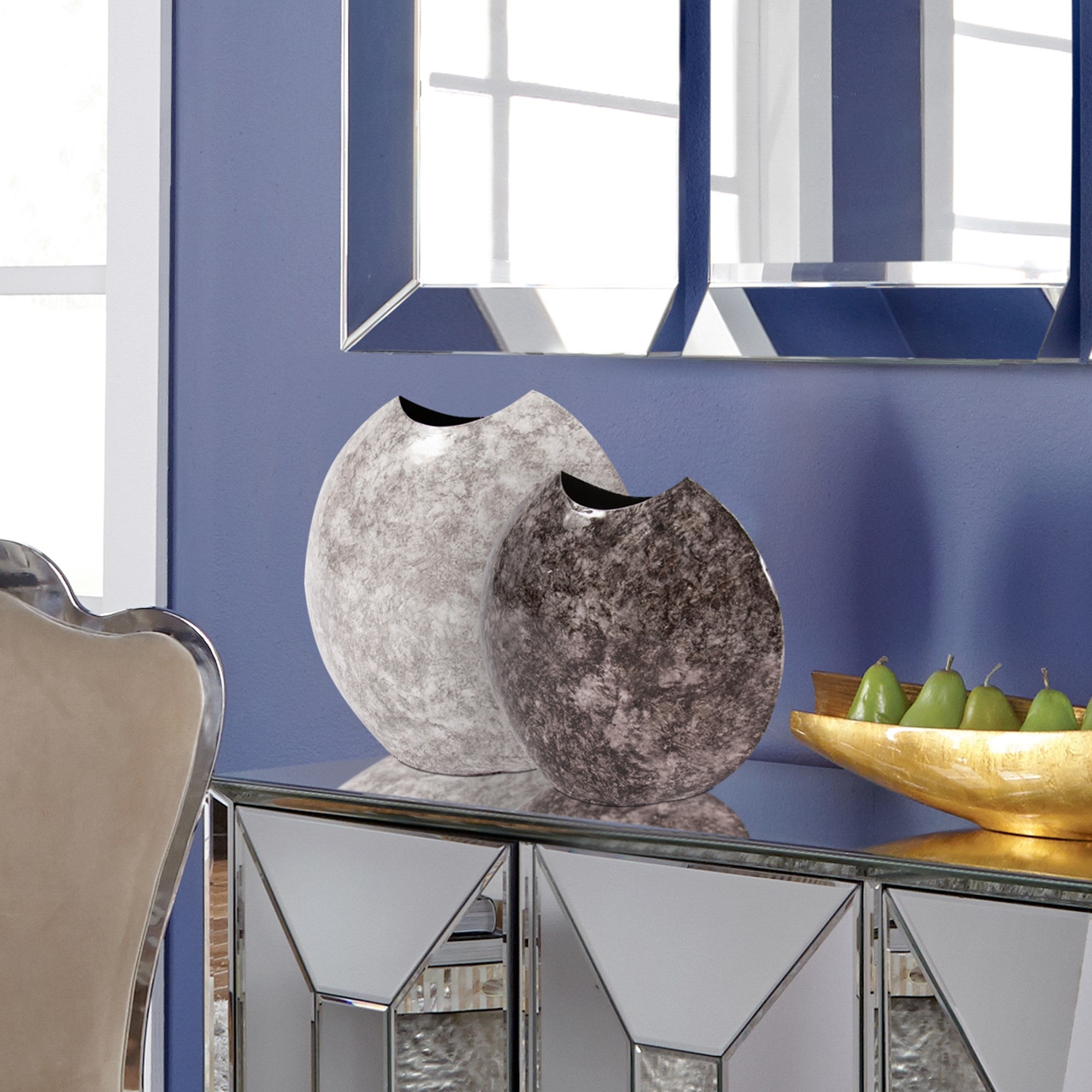 Round Black Marbled Iron Disc Vase, Small