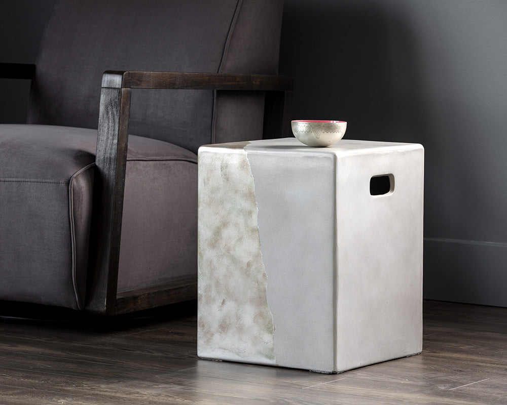 Kyson End Table - Silver