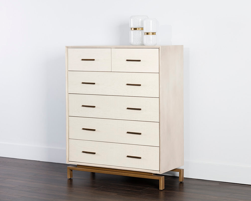 Valencia Chest