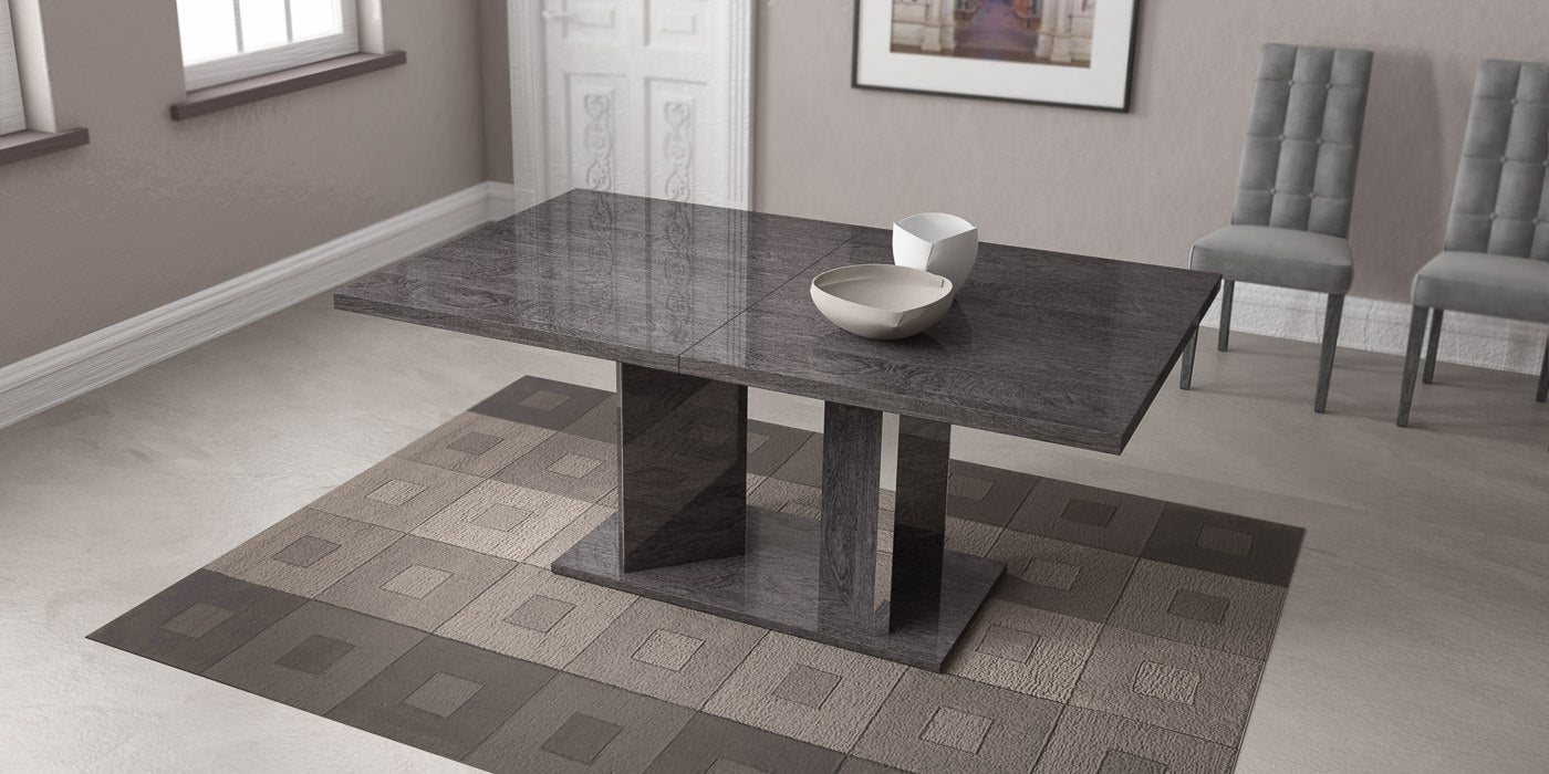 Sarah Dining Table
