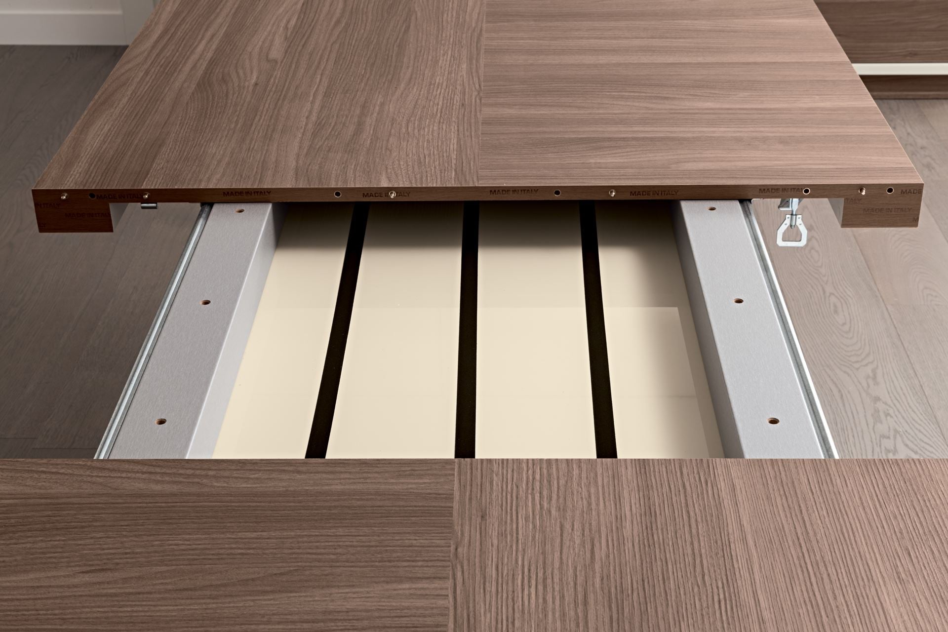 Evolution H Dining Table