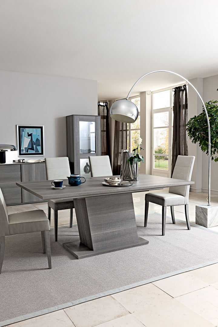 Futura Dining Table